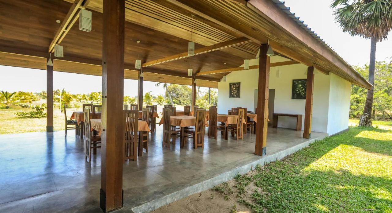 Kayjay Palms Hotel Passikudah Екстериор снимка