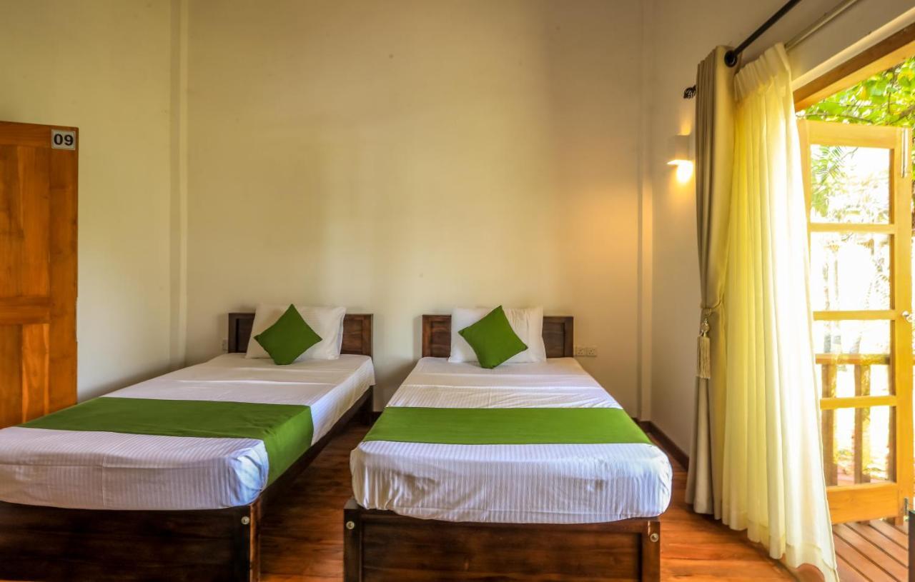 Kayjay Palms Hotel Passikudah Екстериор снимка