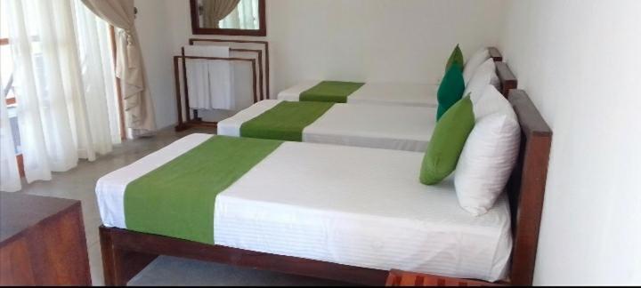 Kayjay Palms Hotel Passikudah Екстериор снимка