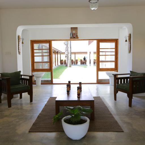 Kayjay Palms Hotel Passikudah Екстериор снимка